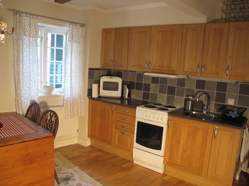 Dahmskahuset Apartment Kalmar Phòng bức ảnh
